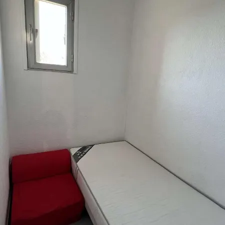 Apartment Pres De La Plage, Cabine, Parking Privatif, 4 Pers, 1er Etage, - Fr-1-701-2 Valras-Plage